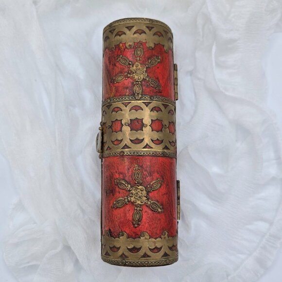 Red & Brass Trinket Chest | Vintage Indian Pen Box | KALAMDAN | Keepsake Case - Picture 5 of 11